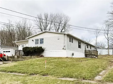13 12 Walnut St, Mount Morris, NY 14510