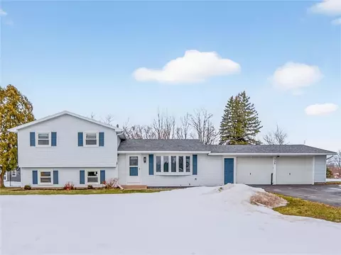 320 Parma Center Rd, Parma, NY 14468