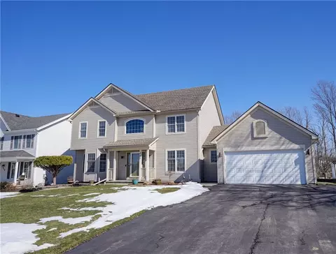440 Old Country Rd, Greece, NY 14612