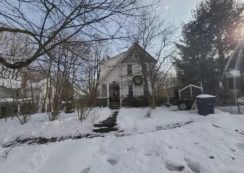 17 Ogden St, Walton, NY 13856