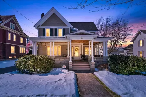 33 Dunning Ave, Webster, NY 14580