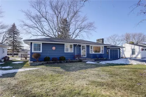 9 E Crest Dr, Gates, NY 14606