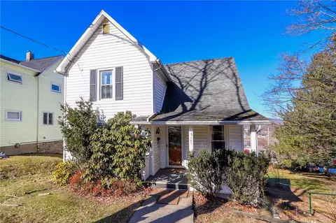 317 W 1st St, Corning, NY 14830
