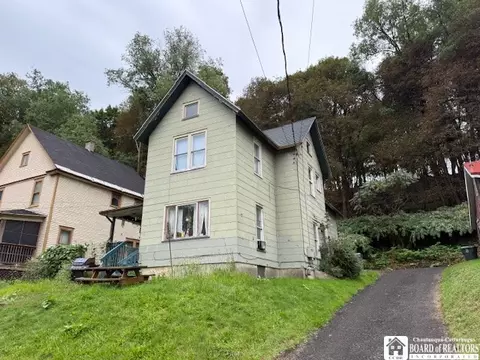 221 Steele St, Jamestown, NY 14701