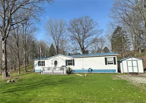 11535 Black Lock Rd, Naples, NY 14512