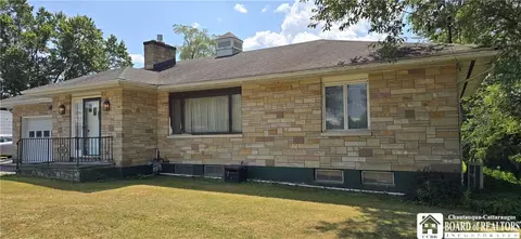 Exterior - 1523 Olean Portville Rd, Olean, NY 14760 photo 2 of 6