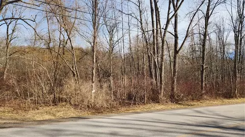 7042 Garner Rd, Huron, NY 14590