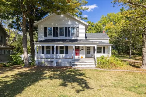 1904 Penfield Rd, Penfield, NY 14526