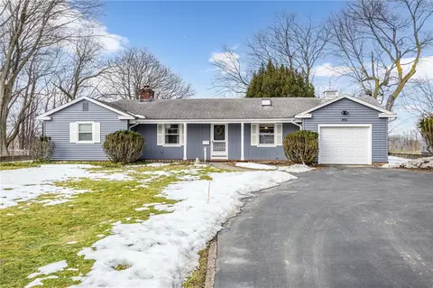 3931 Saint Paul Blvd, Irondequoit, NY 14617