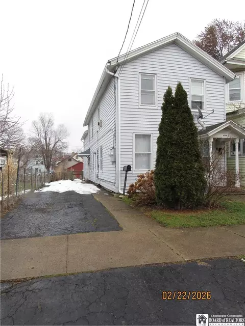 428 Washington Ave #2, Dunkirk, NY 14048
