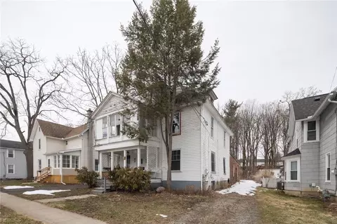 61 Water St, Perry, NY 14530