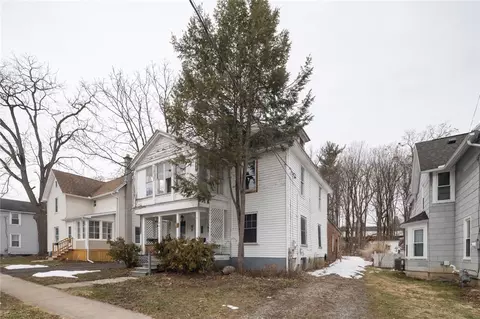 61 Water St, Perry, NY 14530