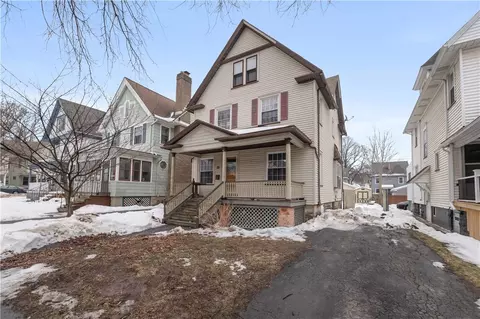 90 Avondale Park, Rochester, NY 14620