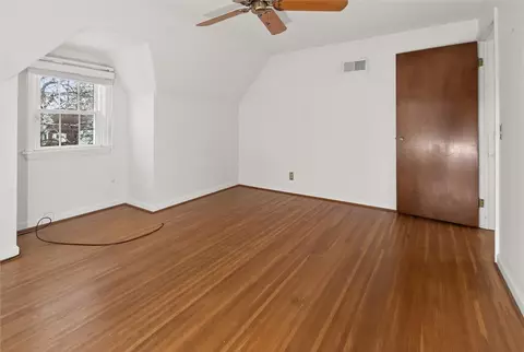 Bedroom - 205 Thorncliffe Dr, Irondequoit, NY 14617 photo 8 of 8