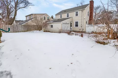Exterior - 205 Thorncliffe Dr, Irondequoit, NY 14617 photo 9 of 9