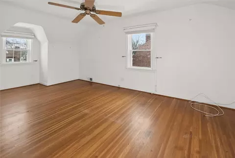 Bedroom - 205 Thorncliffe Dr, Irondequoit, NY 14617 photo 1 of 8