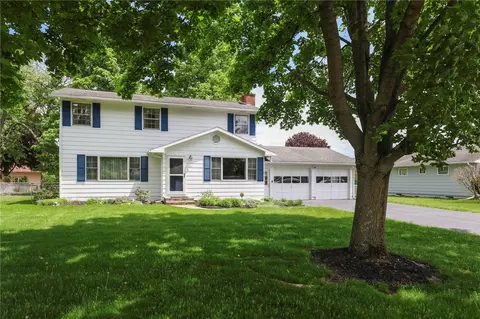 124 Holiday Dr, Horseheads, NY 14845