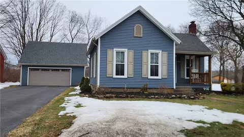 492 Ridge Rd, Webster, NY 14580