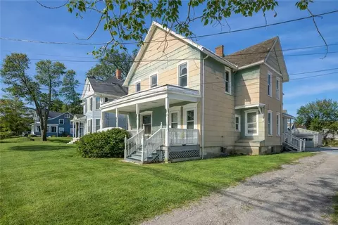 212-214 Lewis St, Geneva, NY 14456
