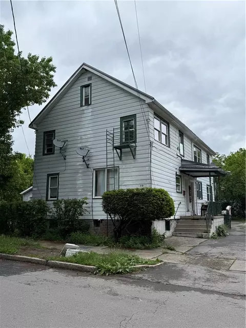 180 Norran Dr, Rochester, NY 14609