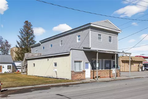 3 Union St, Starkey, NY 14837