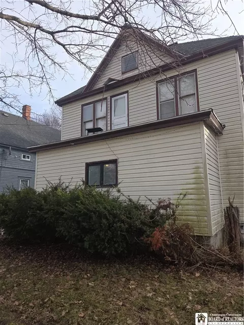 205 Palmer St, Jamestown, NY 14701