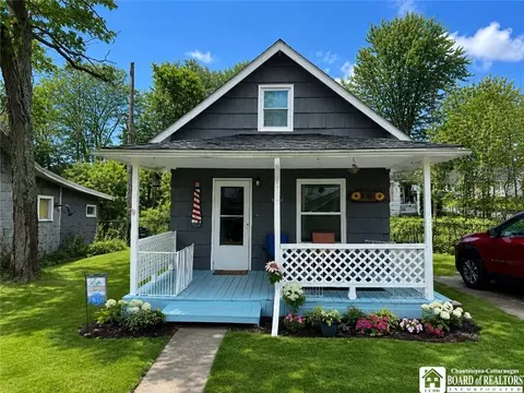 3554 Railroad Dr, Ellicott, NY 14701