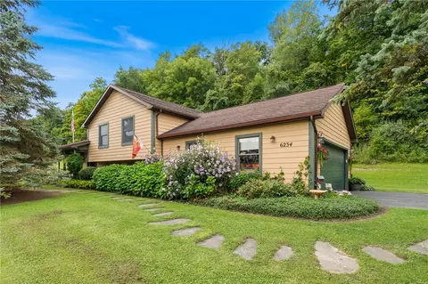 6234 County Rd 32 Rd, Canandaigua, NY 14424