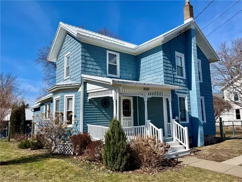 5035 Gray St, North Rose, NY 14516