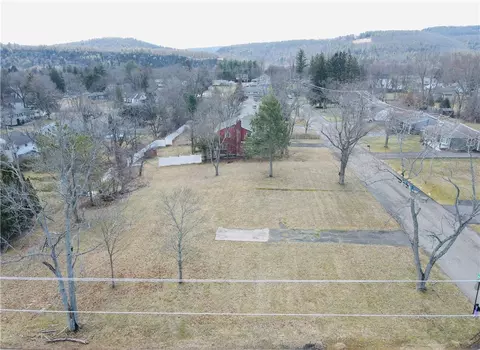 1233 W Clinton St, Elmira, NY 14905