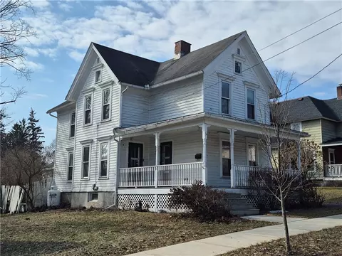 12 Rexford St, Norwich, NY 13815
