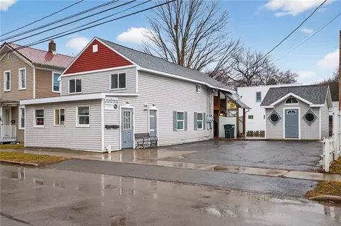 15 Pine St, Bath, NY 14810