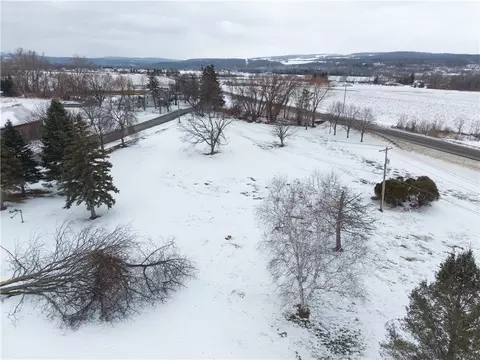 9128 Culbertson Rd, Sparta, NY 14437