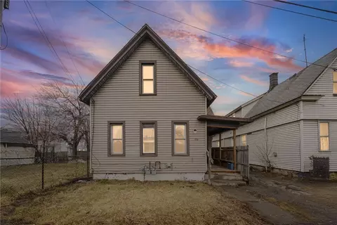 554 Campbell St, Rochester, NY 14611