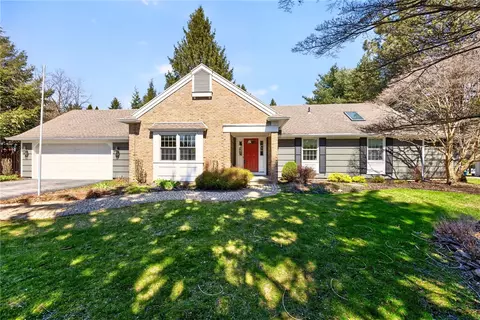 3 Prospect Hill Rd, Pittsford, NY 14534