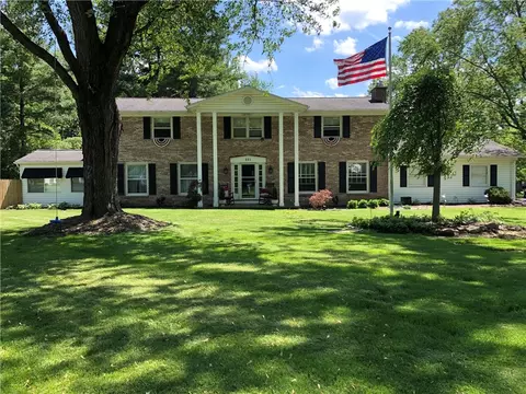 251 Hillary Ln, Penfield, NY 14526