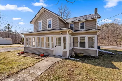 4338 Wells Curtice Rd, Canandaigua, NY 14424