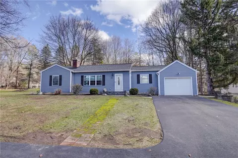 330 Kreag Rd, Perinton, NY 14534