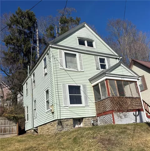 215 Seymour St, Hornell, NY 14843
