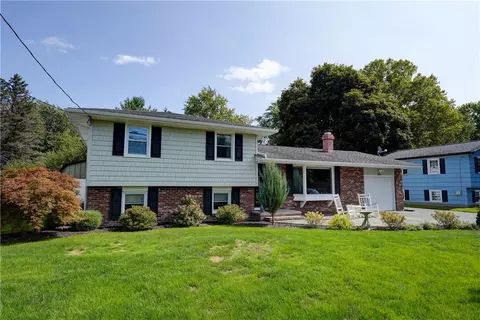 336 Beckwith Rd, West Henrietta, NY 14586