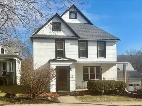 87 E 2nd St, Corning, NY 14830