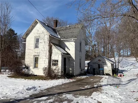 7 Secor St, Sidney, NY 13838