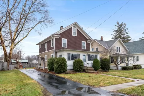 21 Franklin St, North Dansville, NY 14437