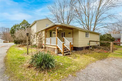 5635 E Avon Lima Rd, Avon, NY 14414