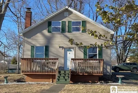 30 Point Dr W, Dunkirk, NY 14048