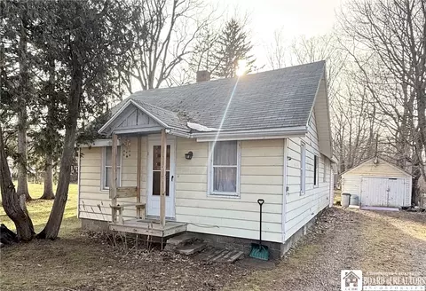 9557 Route 60, Pomfret, NY 14063