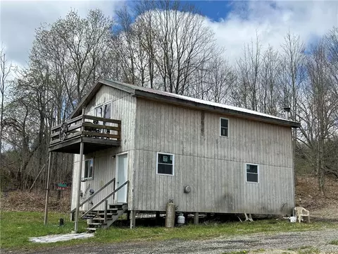 1318 Chambers Rd, Catlin, NY 14812