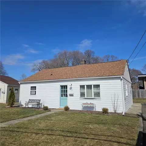 113 Catalpa Dr, Horseheads, NY 14845