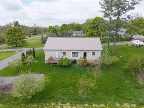 4545 East Pkwy, Canandaigua, NY 14424