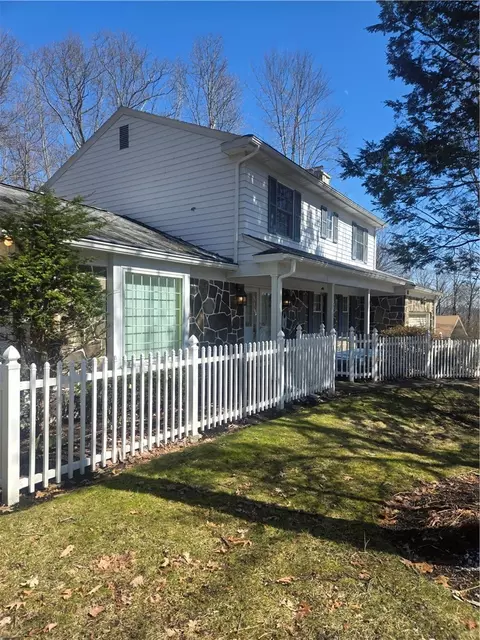 13 Knollbrook Ln E, Erwin, NY 14870